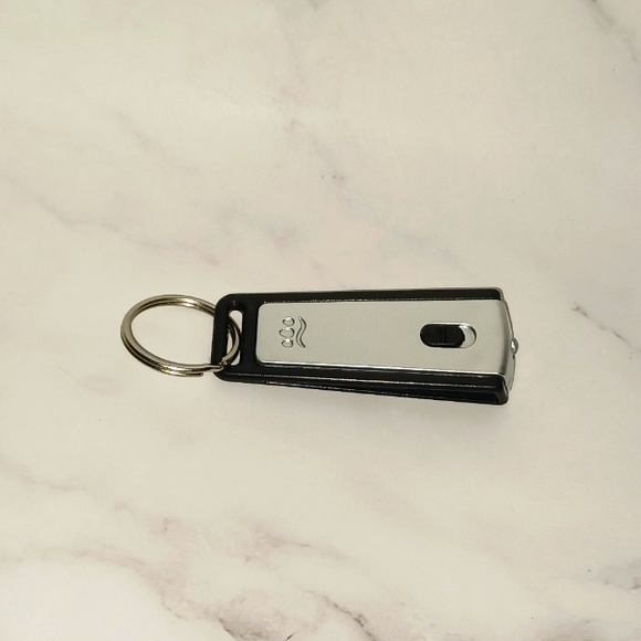 Keychain flash light - Picture 5 of 8